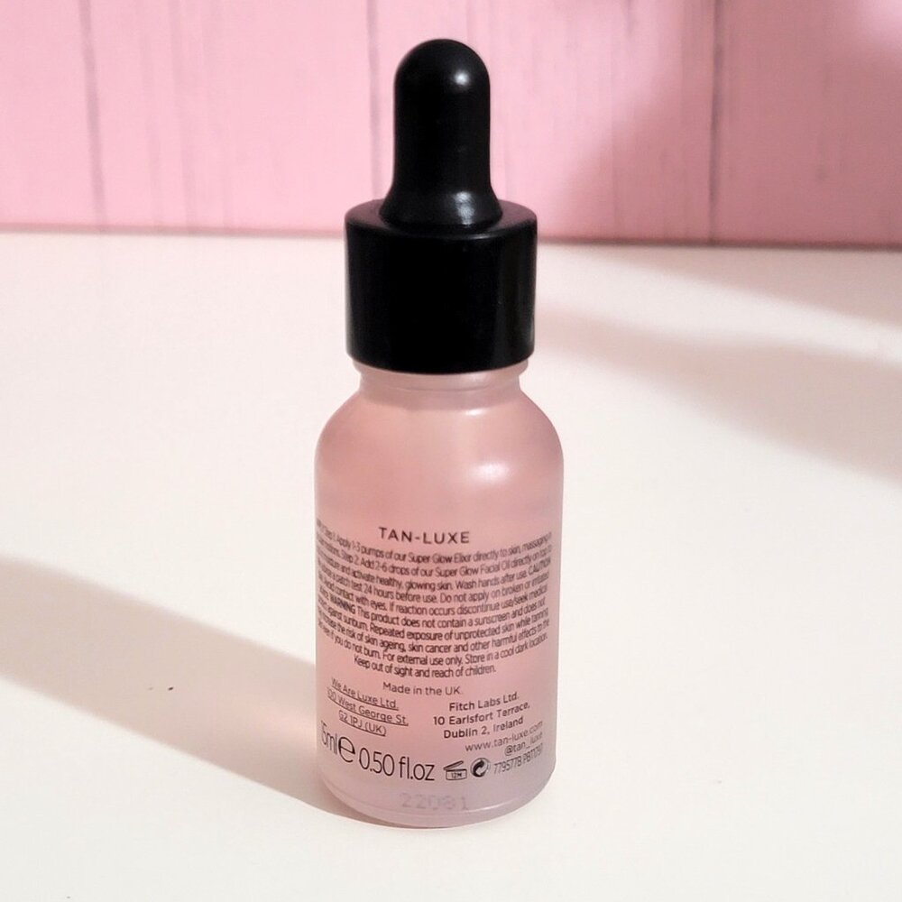 Tan Luxe Super Glow Facial Oil - .5 FL OZ - Picture 3 of 5